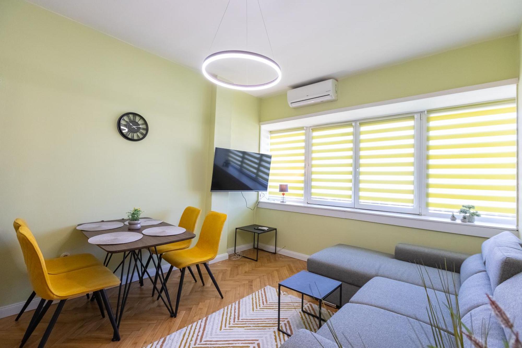 1Bdr Flat In Center Of Sofia Vitoshka Blvd Leilighet Eksteriør bilde